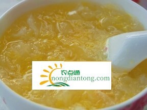 银耳炒菜的家常做法,第2图