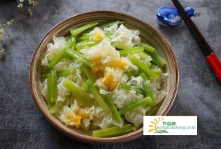 银耳能炒着吃吗？银耳怎么炒菜吃？,第2图