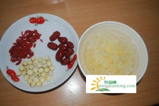 银耳要煮多久才粘稠怎样煮,第1图