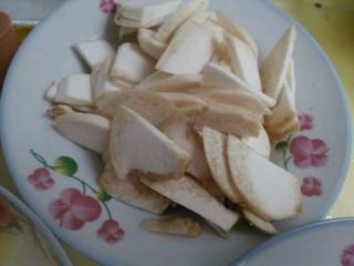  杏鲍菇土豆片 第2步