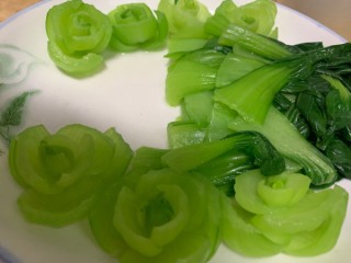  香菇油菜 第4步