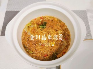  金针菇豆腐煲 第9步