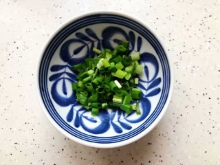  裙带菜香菇蒸鸡翅中 第8步