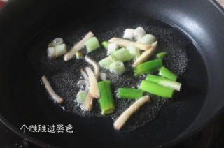  香菇鸡肉焗饭 第5步