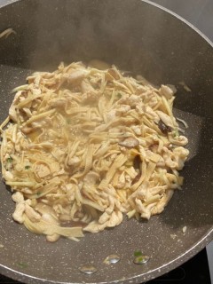  茭白香菇鸡肉丝 第16步