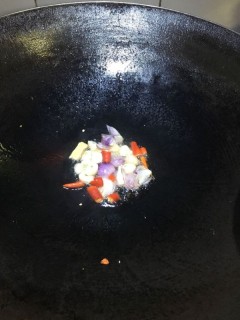  杏鲍菇焖土鸡 第1步