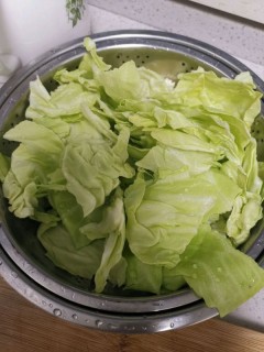  干锅杏鲍菇豆腐 第3步