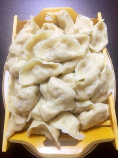  白菜香菇馅饺子 第7步