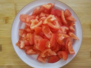  番茄金针菇 浓汤烩 第4步