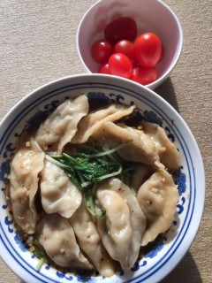  香菇虾仁猪肉芹菜饺子 第11步