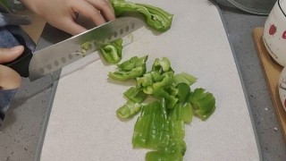  香菇鸡肉 第3步