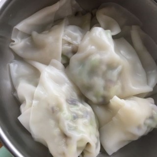  香菇白菜猪肉混沌 第7步