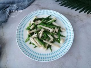  芦笋炒白玉菇 第7步