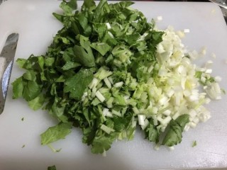  生滚牛肉香菇芹菜粥 第8步